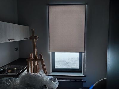 Рулонные шторы на проем окна - установка в СПб